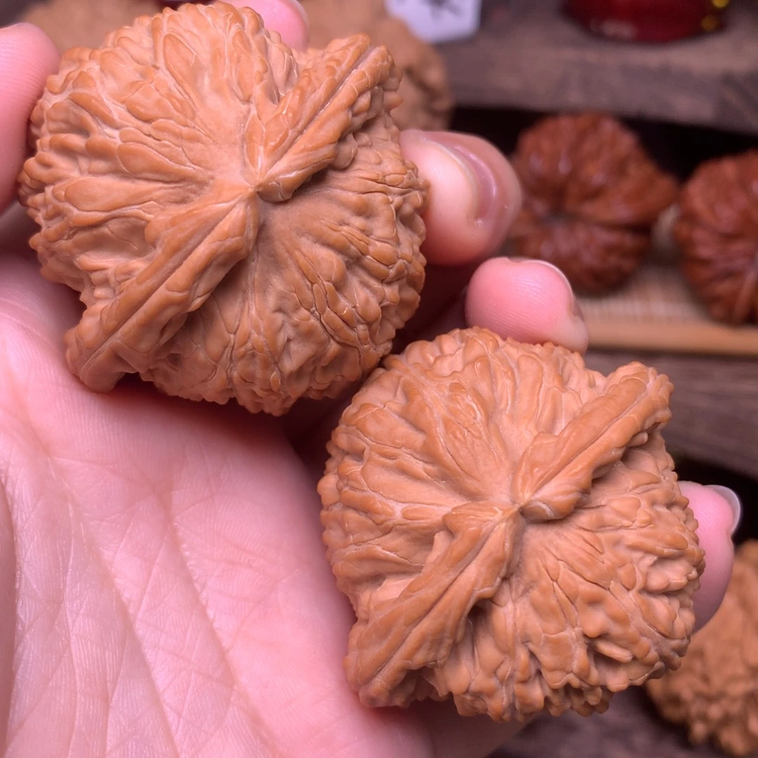 繁***界文玩核桃吊坠46全品白狮子