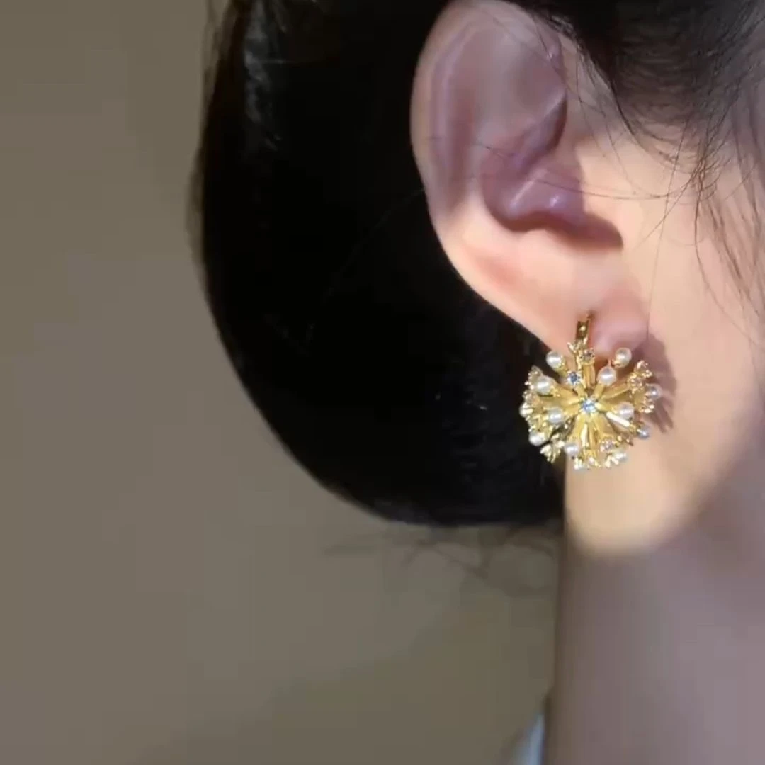 铜合金合成锆石耳饰 超仙精致耳扣耳环女轻奢设计感高级爆款-124