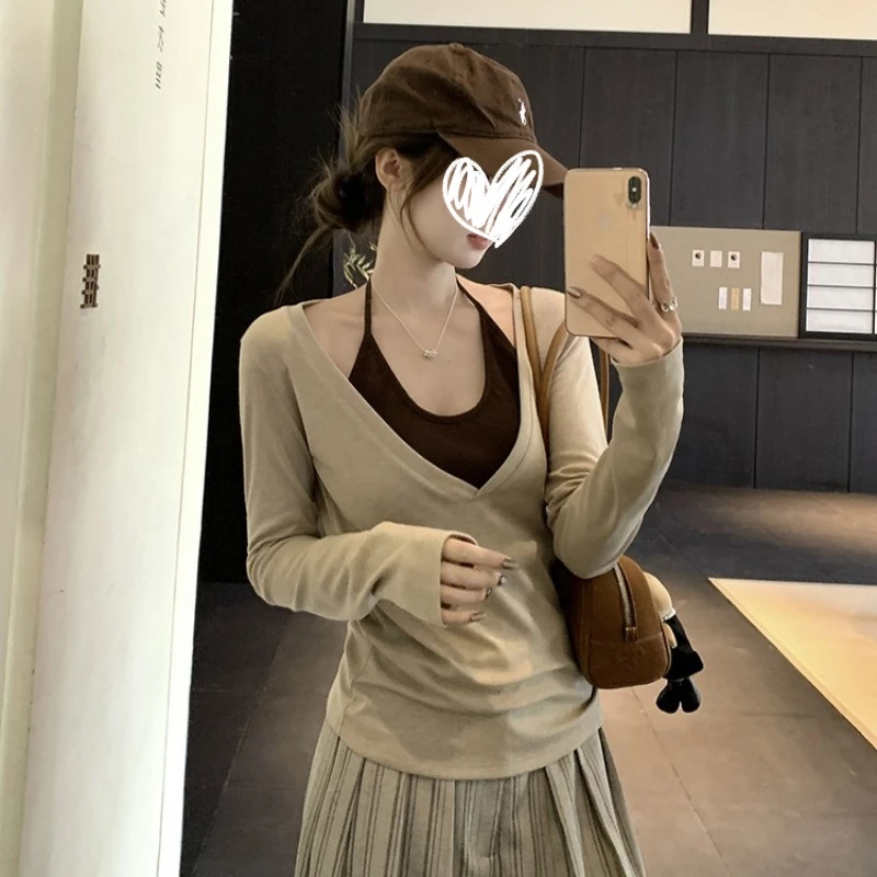 2025年秋季新款美式复古高级设计感V领长袖T恤气质时尚早秋上衣