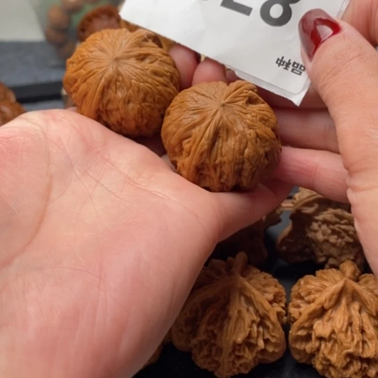 玲***.文玩核桃吊坠全41铁锤870