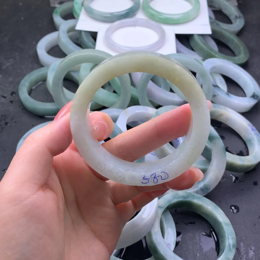 【闪购商品】未镶嵌手镯定制翡翠
