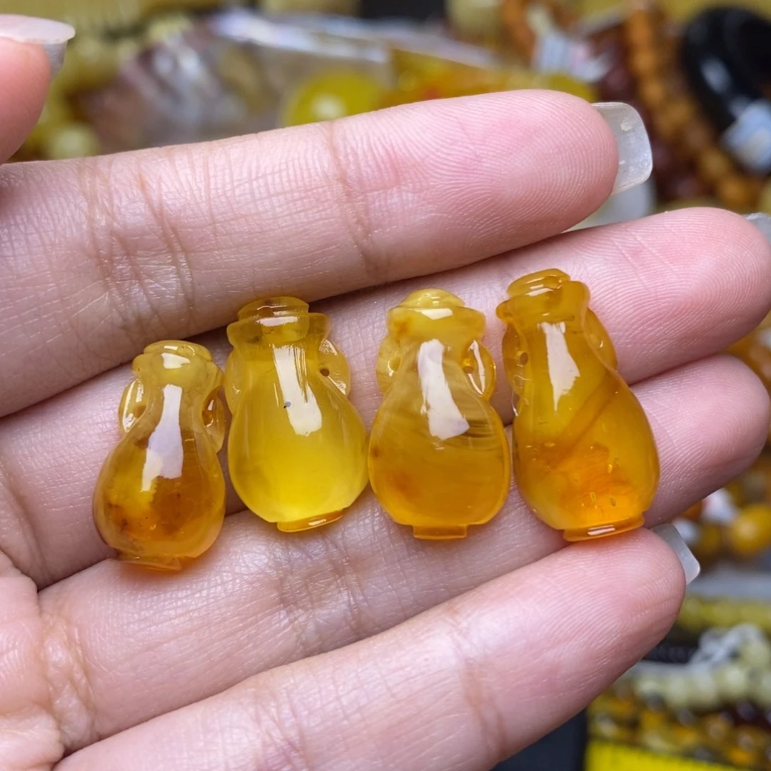 未镶嵌琥珀珠宝奇石