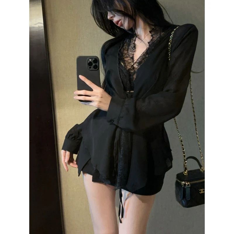 蕾丝拼接绑带v领长袖衬衫女春季修身黑色收腰衬衣设计感纯欲上衣