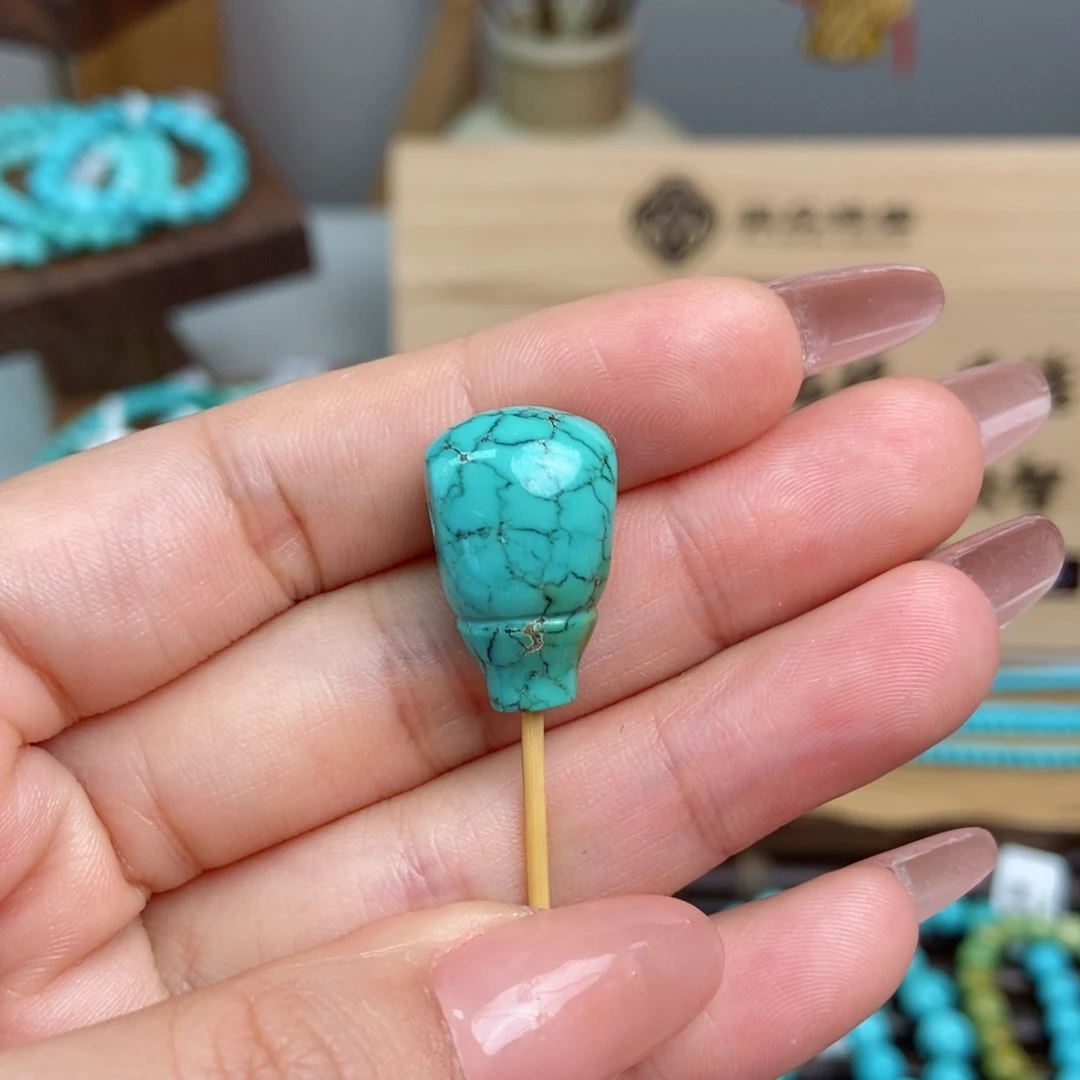 绿松石雕刻未镶嵌
