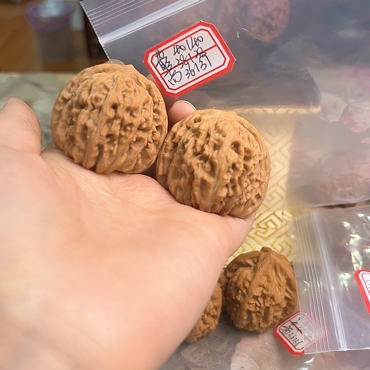文玩核桃把件四座楼