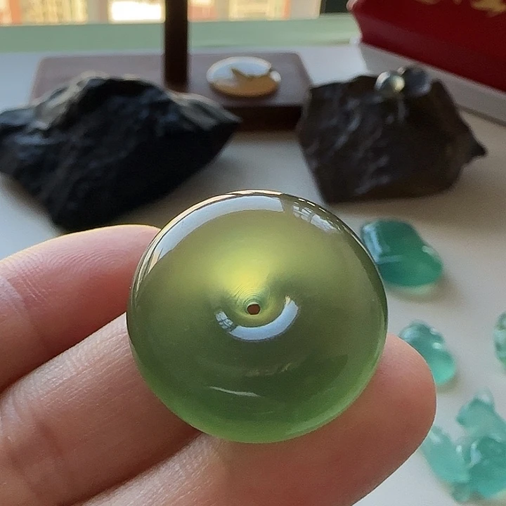 岫玉未镶嵌吊坠(不含链)