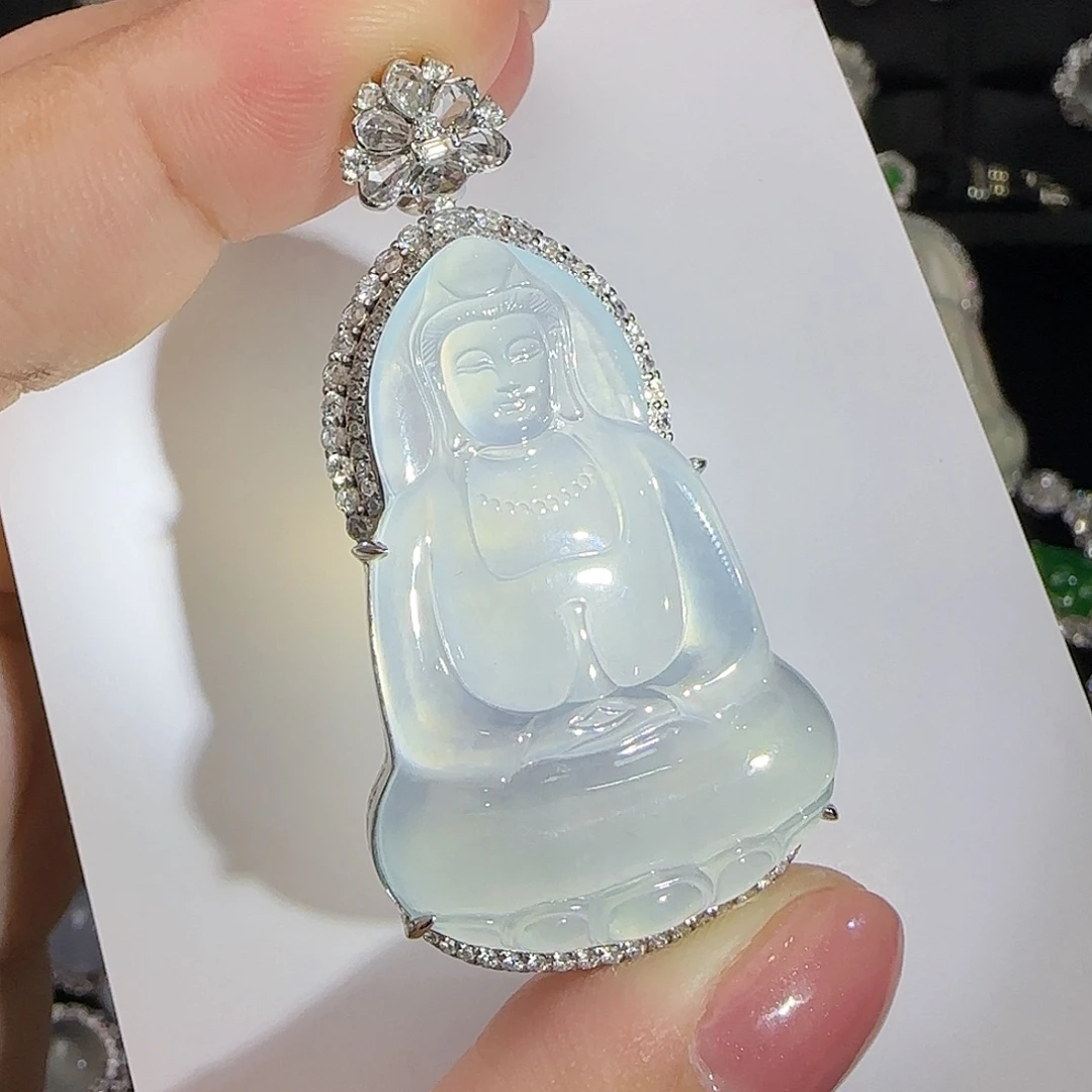 翡翠18K金镶嵌颈饰天然翡翠