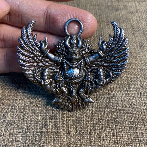 藏传天铁陨铁大鹏鸟挂牌挂件