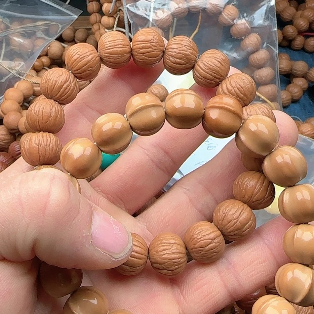 平****猴头核桃手串猴头核桃鲨鱼土豪