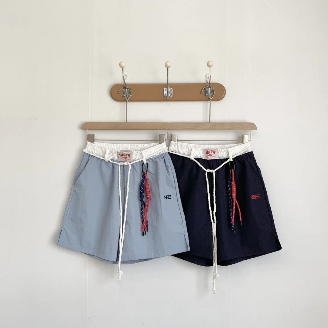 0216【夏季新款】珍妮同款撞色腰头刺绣小标挂链休闲短裤（S8353）