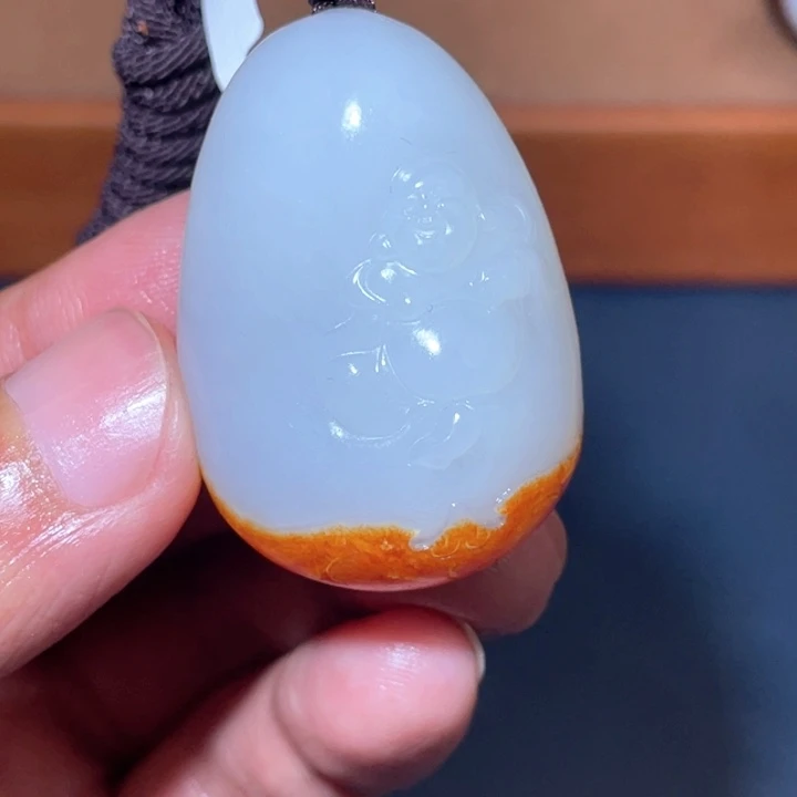 颈饰未镶嵌和田玉J