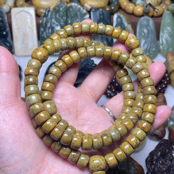 未镶嵌岫岩河磨玉（透闪石质玉）珠宝奇石开*