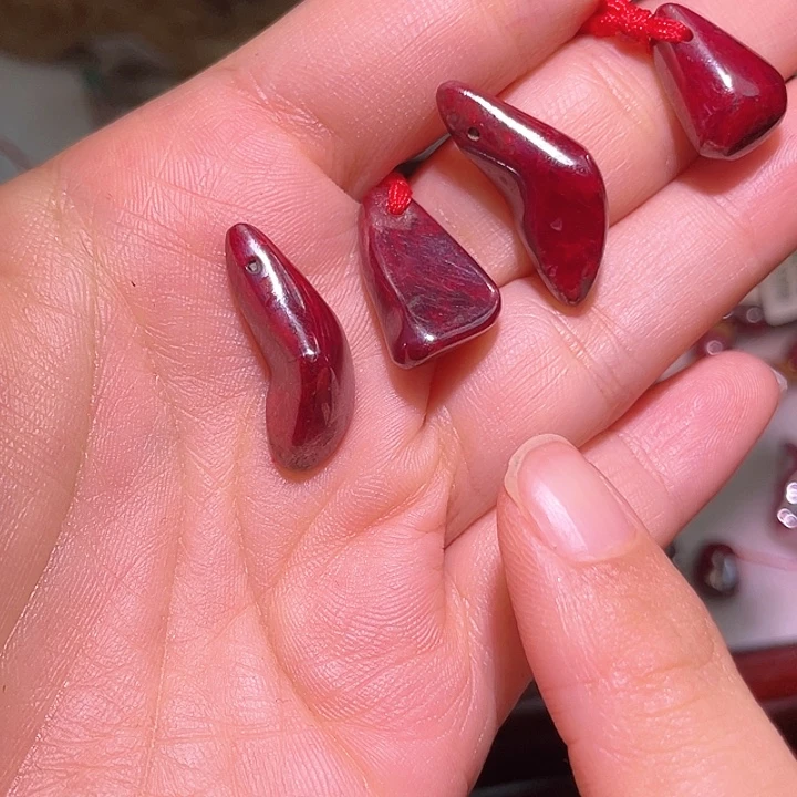 古***样天然辰砂朱砂吊坠