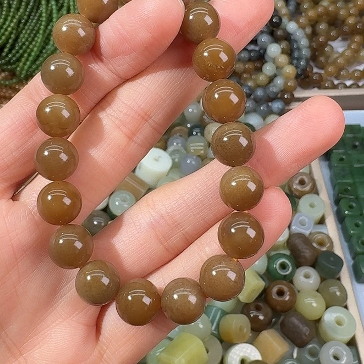 莲***5和田玉（糖玉）未镶嵌手链10mm拍2