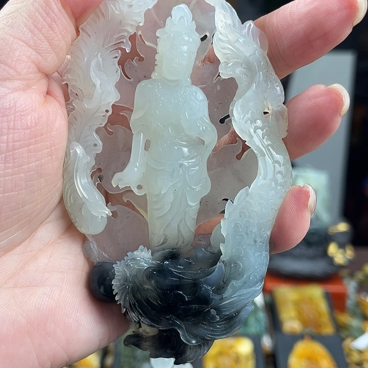 未镶嵌蛇纹石玉颈饰