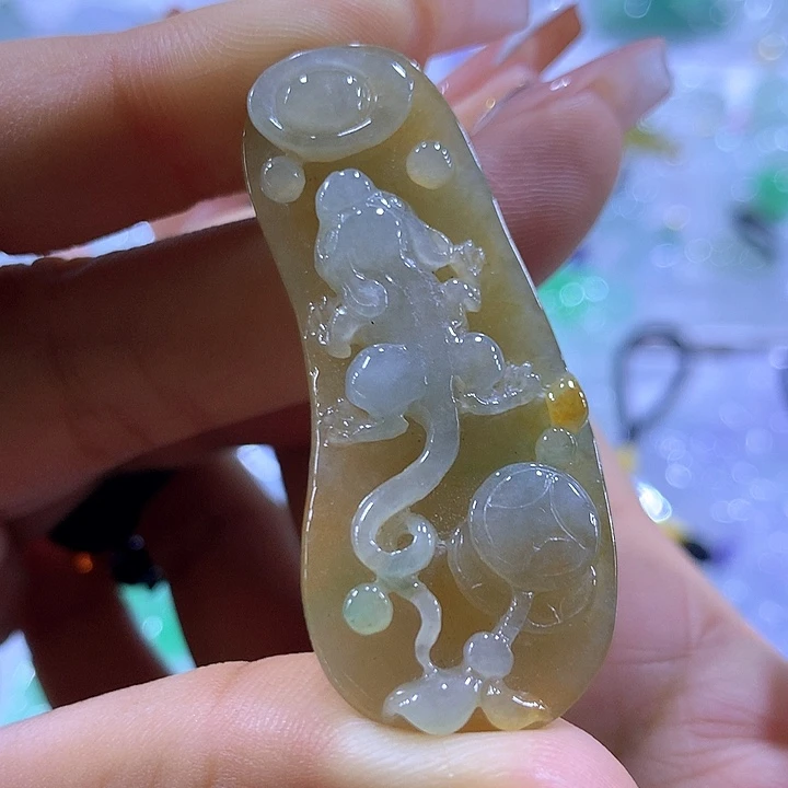 翡翠未镶嵌颈饰天然翡翠A货吊坠