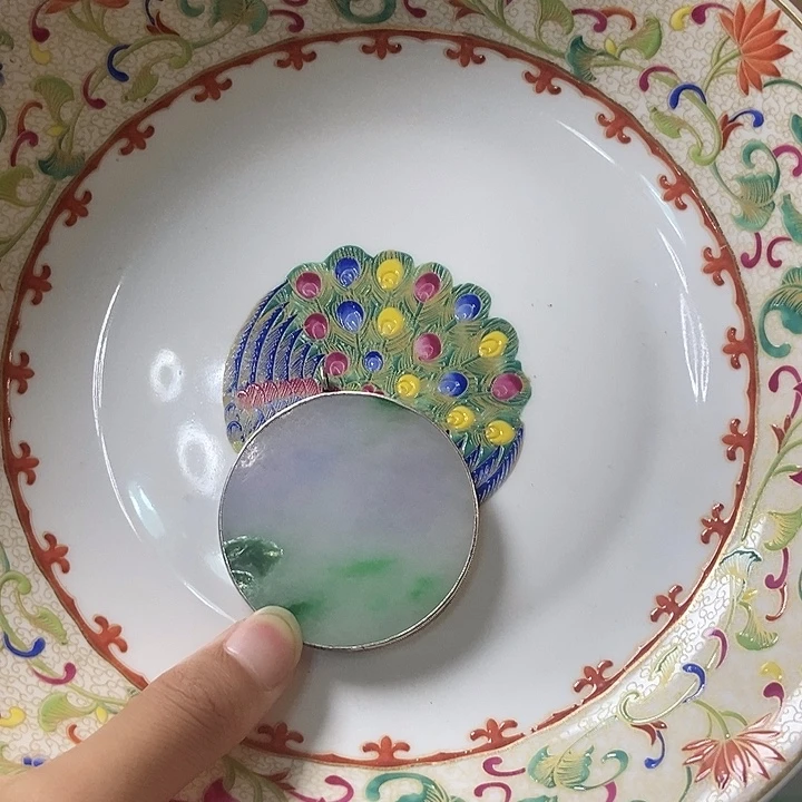 瓷片F****!瓷盘翡翠圆无事牌