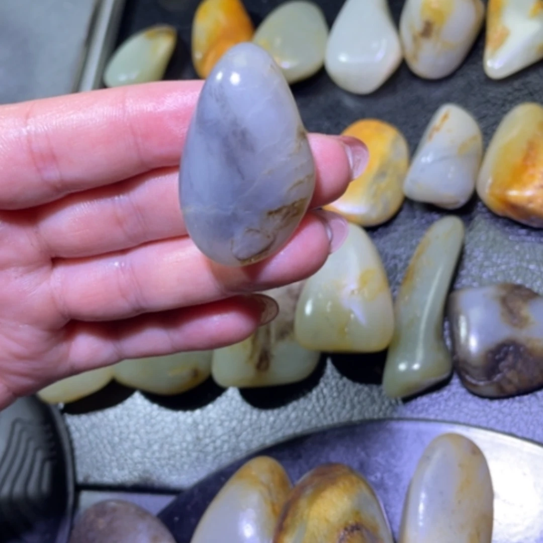 【闪购商品】颈饰未镶嵌和田玉