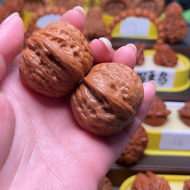 彪***哥文玩核桃吊坠铁锤