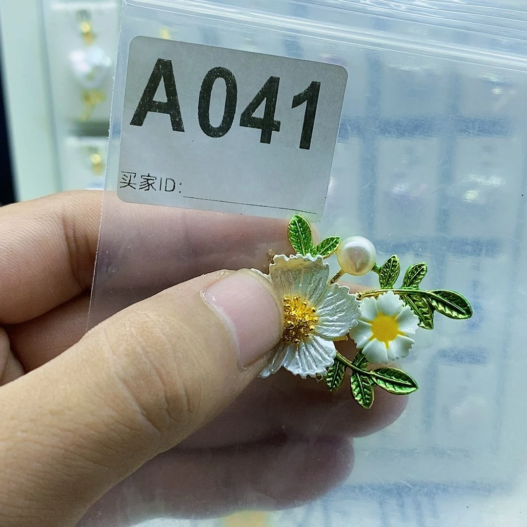 合金淡水珍珠颈饰