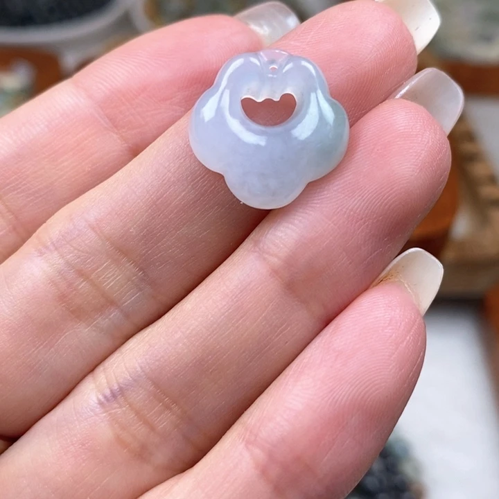 翡翠散珠祥云锁小提溜