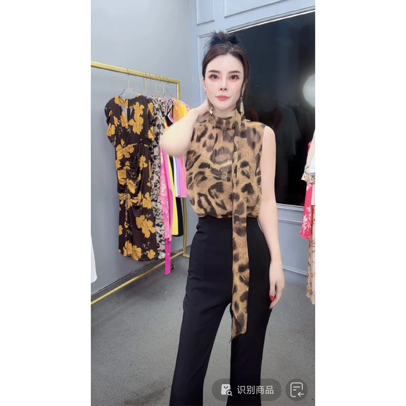 R.RUIRUI时尚夏季超薄飘带石头纹上衣