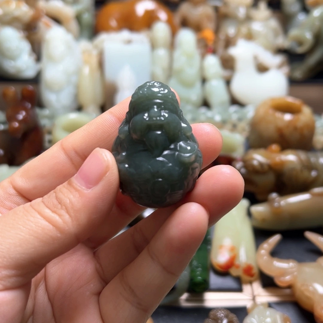 和田玉（糖玉）颈饰未镶嵌