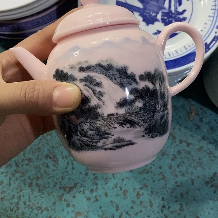 摆件陶红稀土釉下山水高茶壶