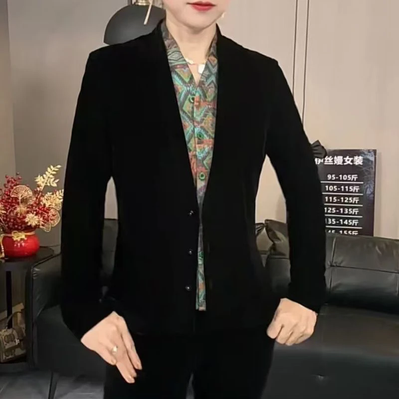 2025早秋新款时尚丝绒长袖气质外套上衣女款设计感洋气百搭显瘦