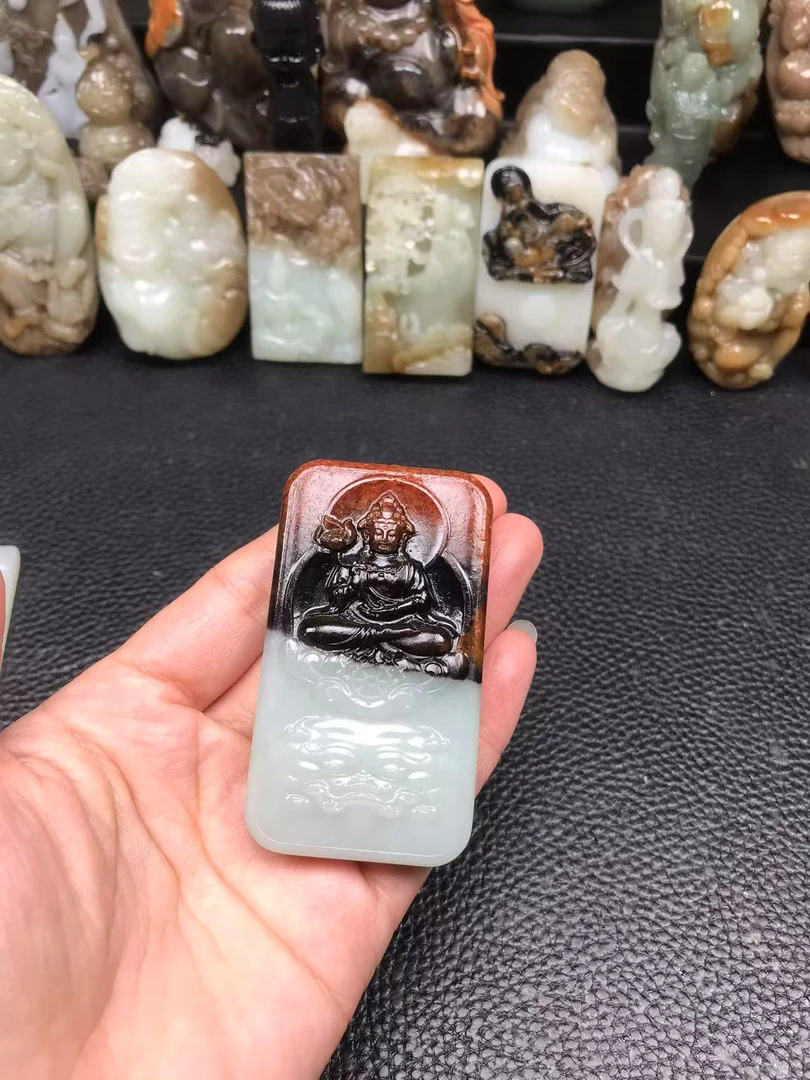 和田玉观音牌实物漂亮