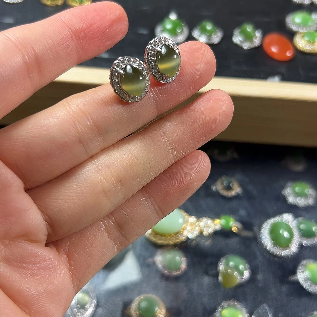 颈饰银S925镶嵌和田玉阳**下