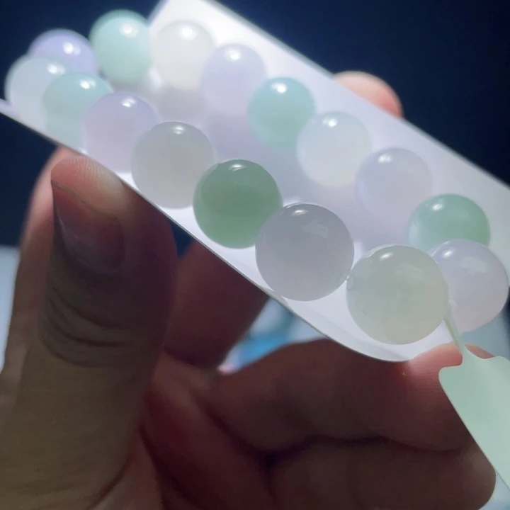 未镶嵌定制翡翠翡翠卡12+