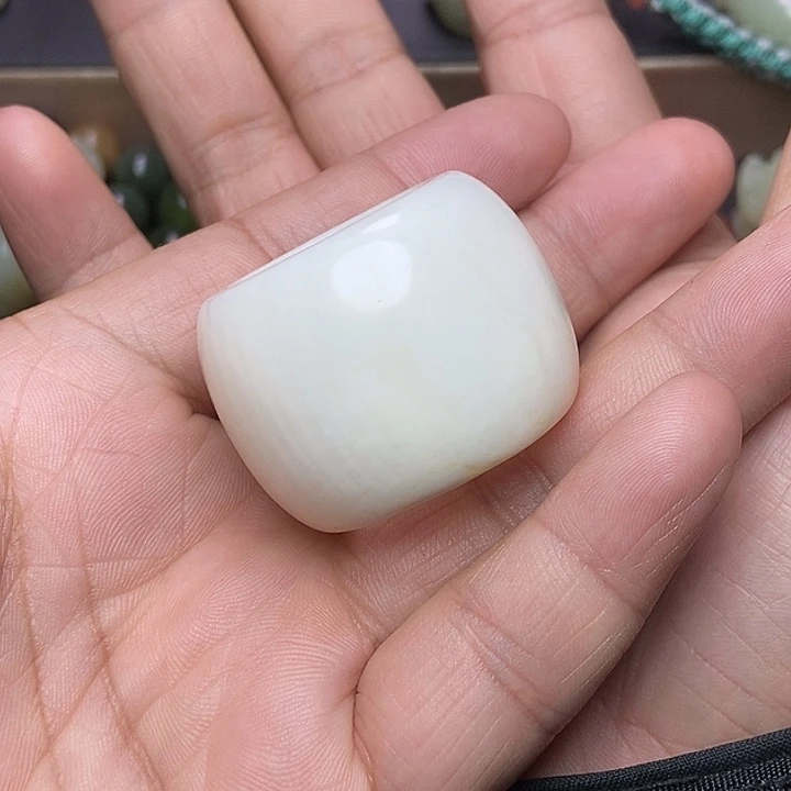 查罗石未镶嵌吊坠(不含链)