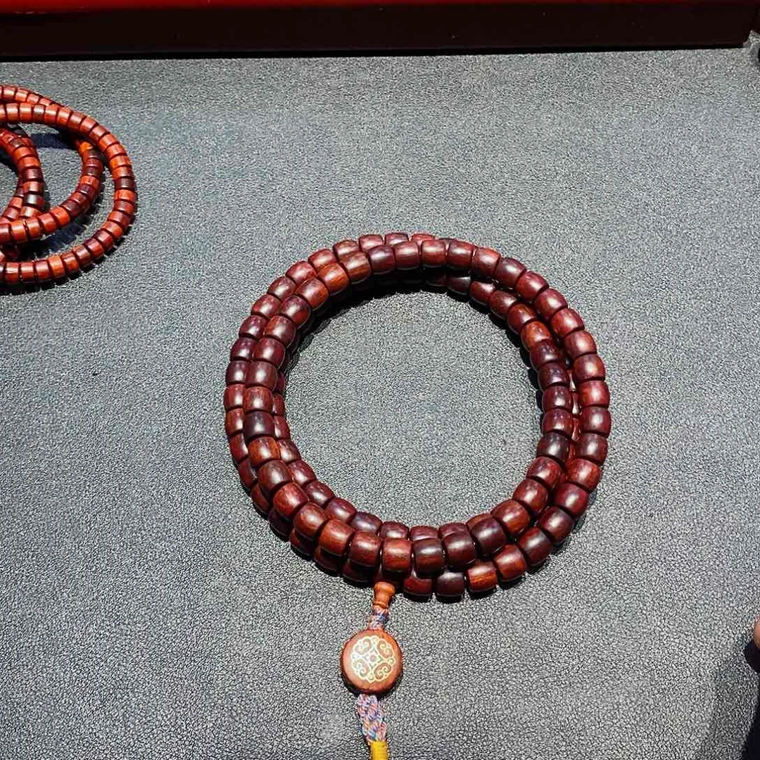 小叶紫檀手串/手链酋*萬8成9直切108颗