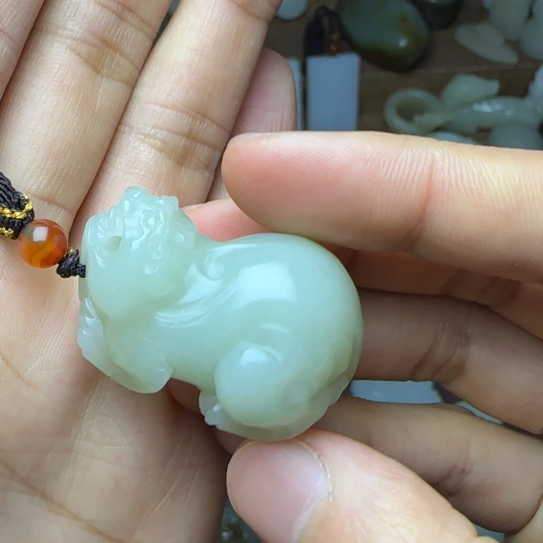 和田玉挂件未镶嵌笑**开