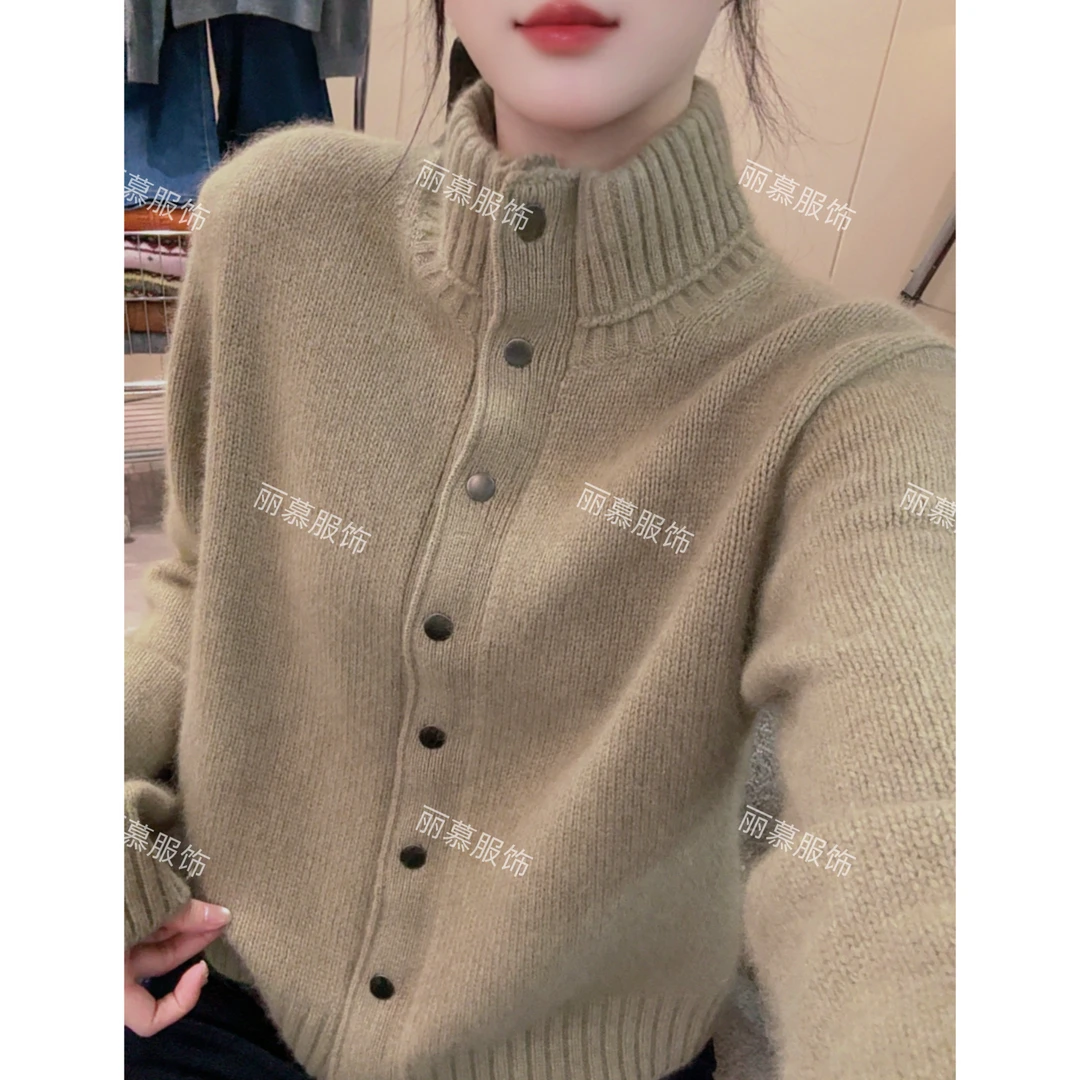 【浅滩漫步】冬季新款高领按扣软糯加厚针织开衫2395