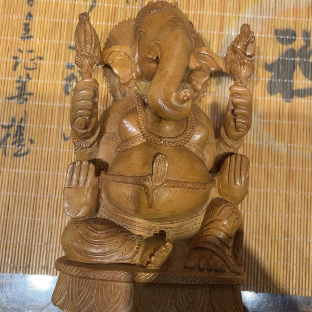 檀香木其他栩**来象神