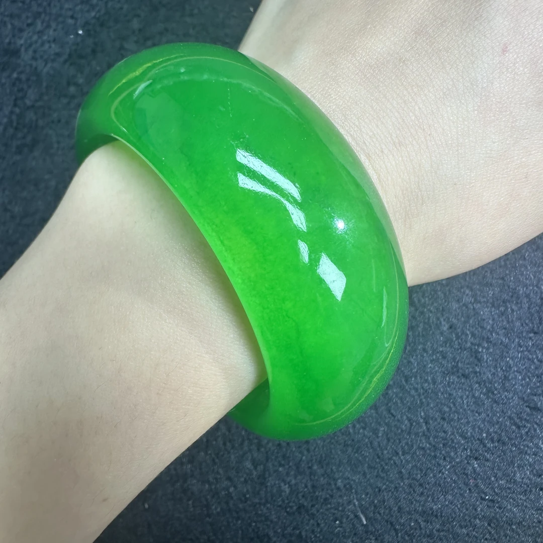 满绿宽轮胎手镯 F26