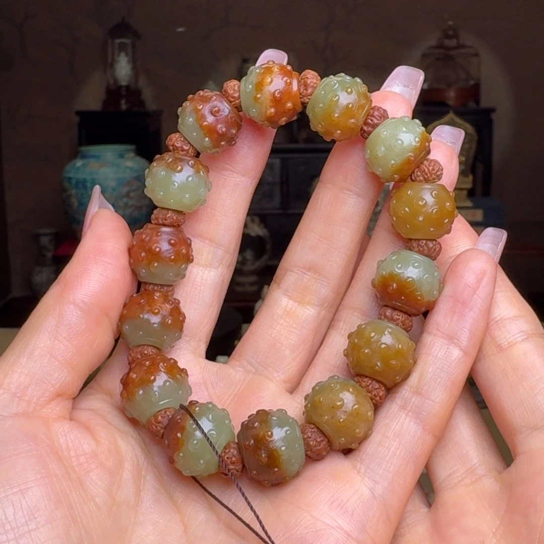 和田玉未镶嵌颈饰春**鸽