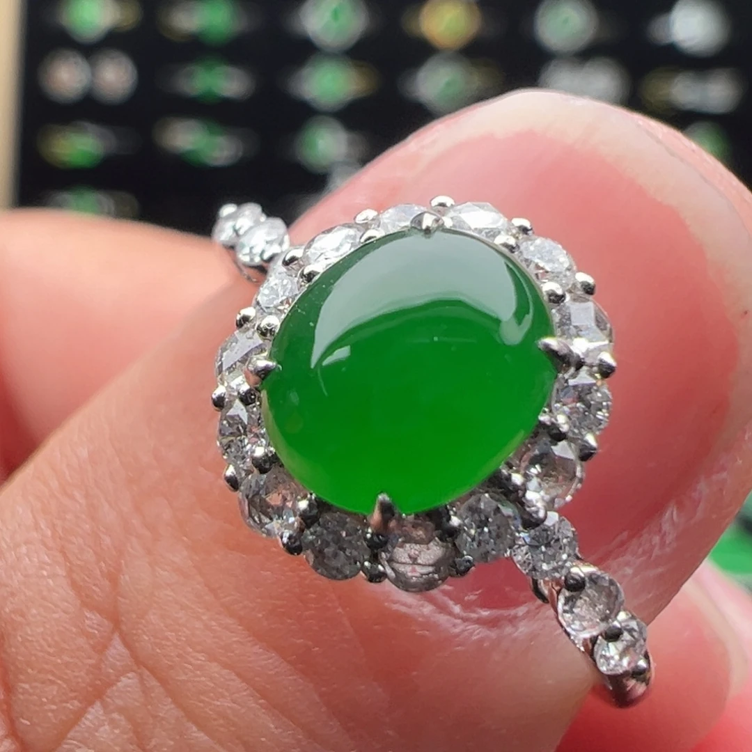 翡翠18K金镶嵌戒指蛋面7