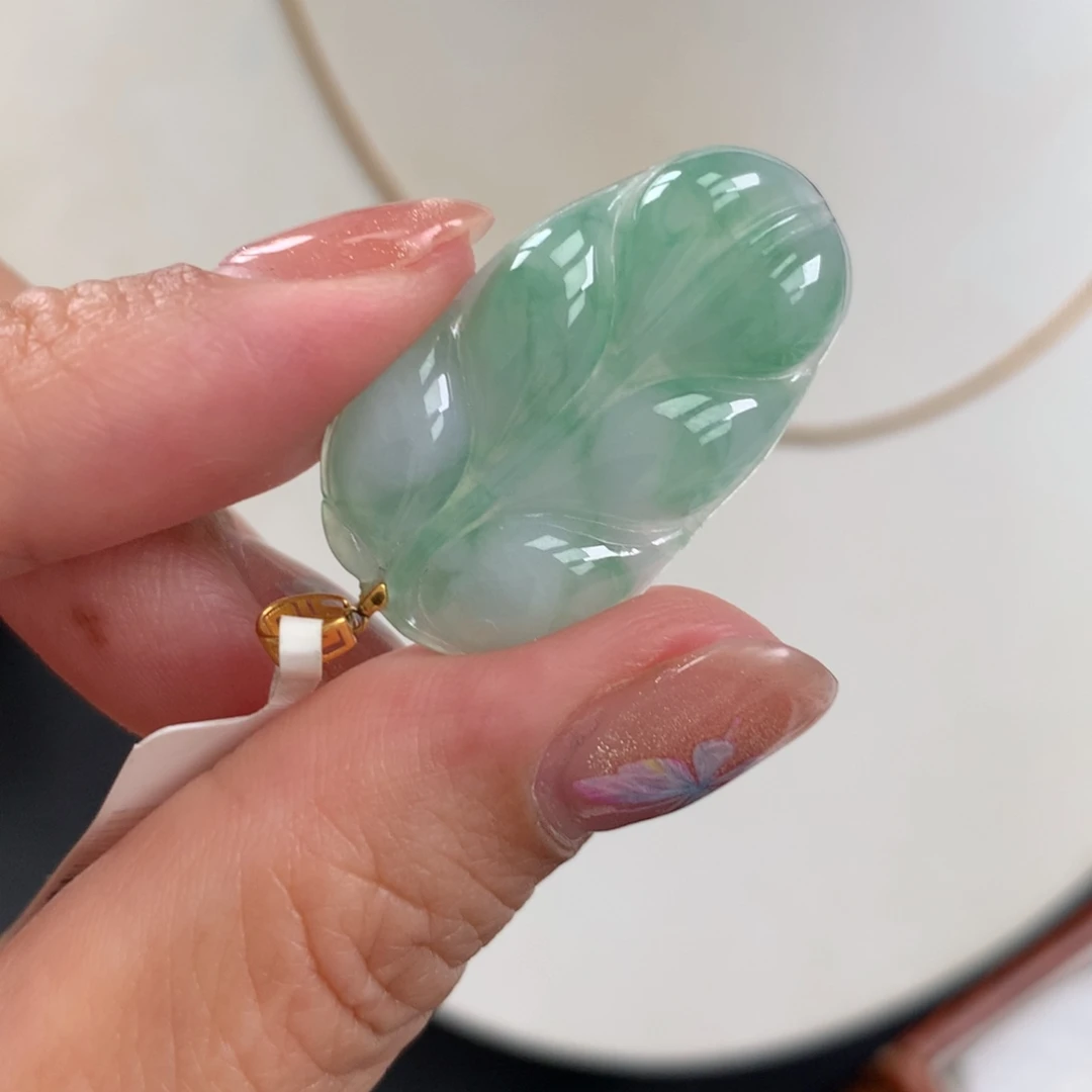 翡翠未镶嵌颈饰057886866957885