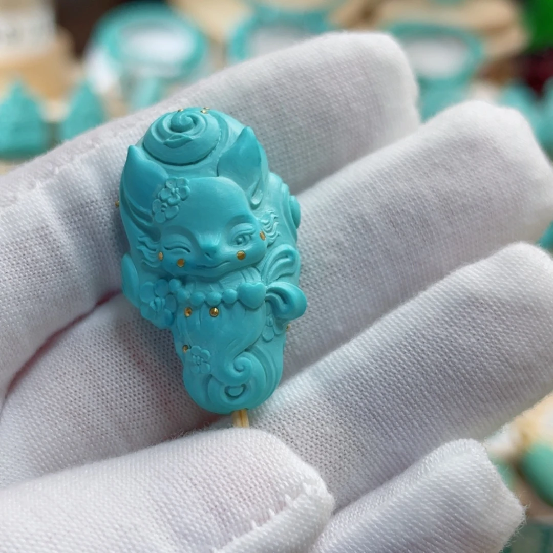 未镶嵌绿松石珠宝奇石