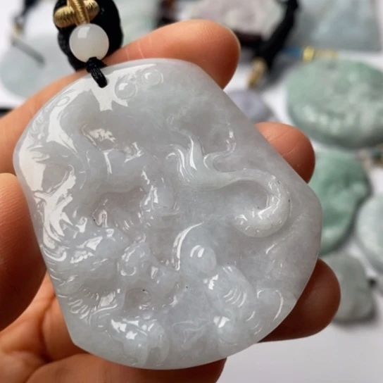 翡翠未镶嵌挂件翡翠