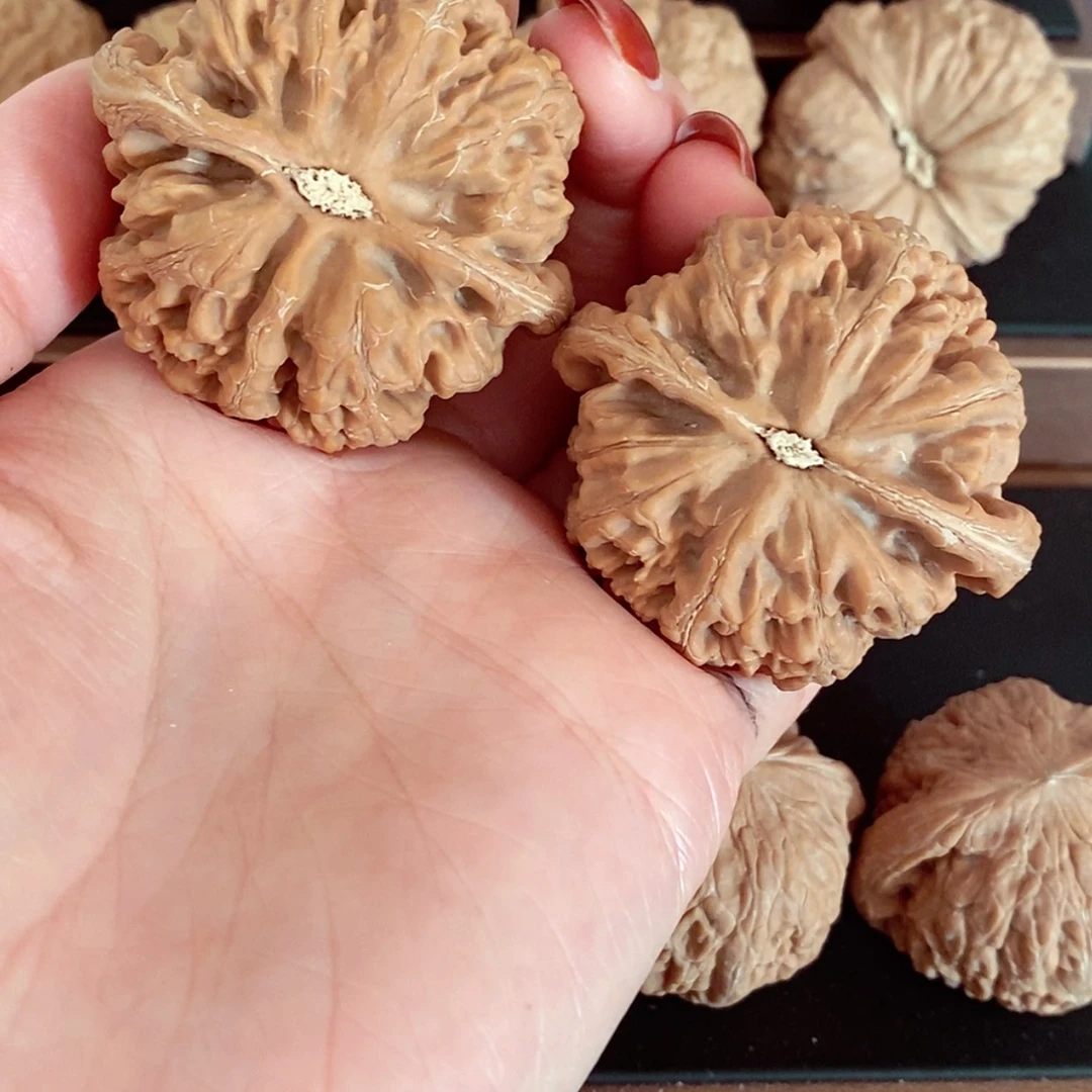 【闪购商品】把件文玩核桃国****师粗筋47