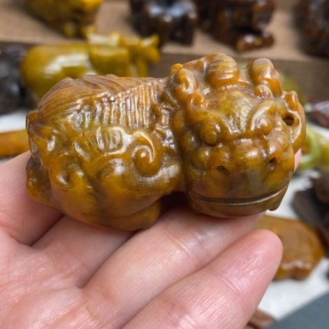 蛇纹石玉未镶嵌颈饰128