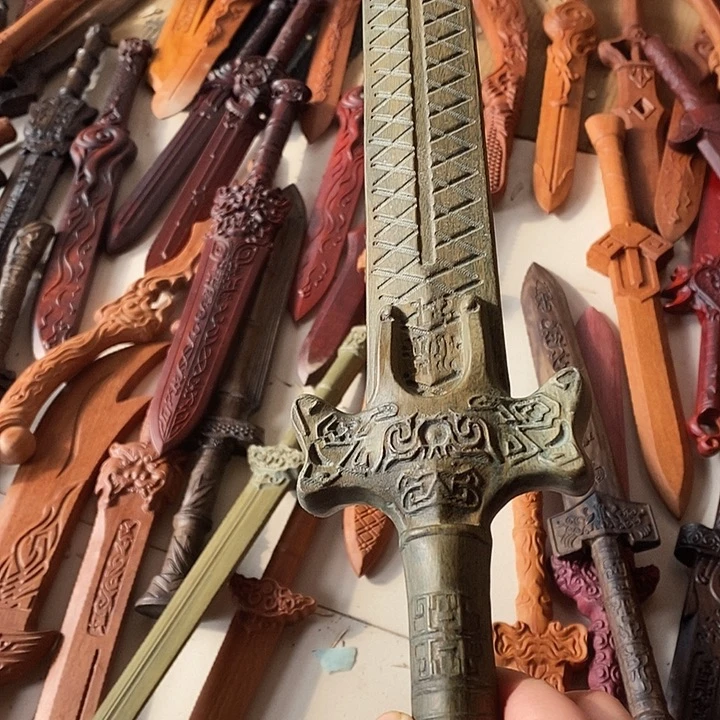 锯***年紫檀木类成套家具