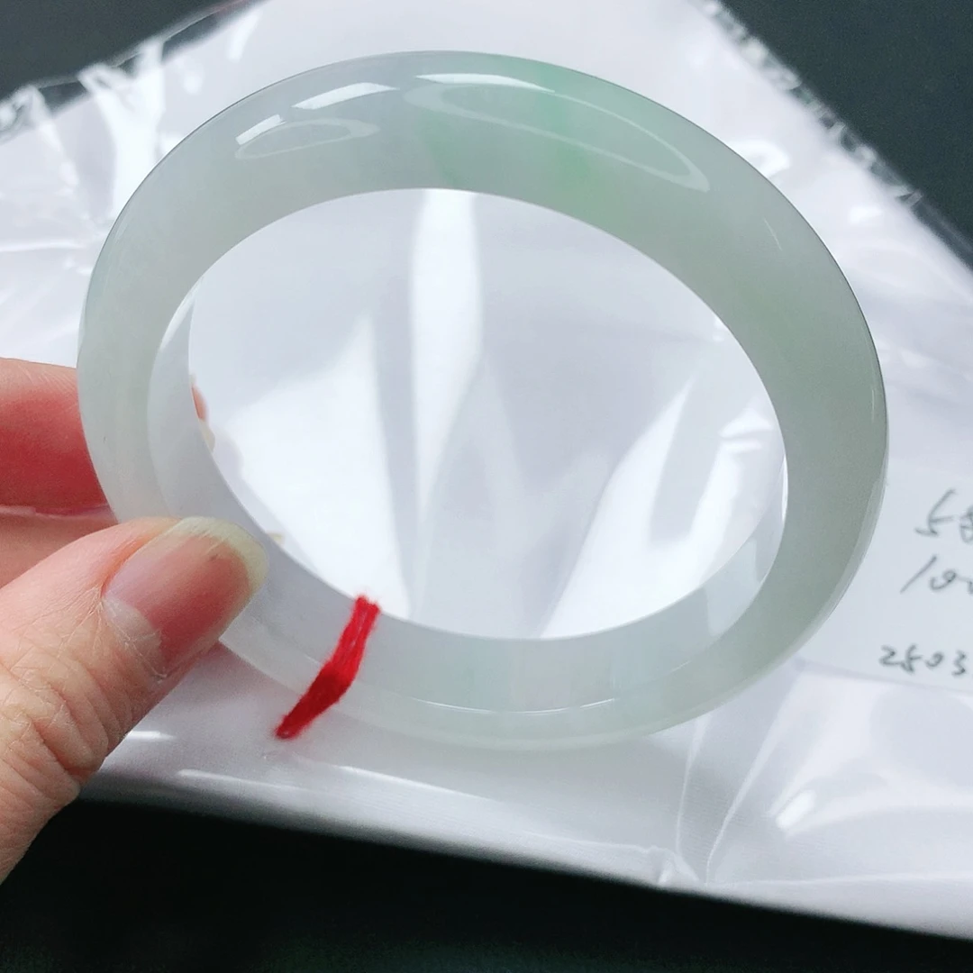 翡翠手镯未镶嵌缅甸天然A货翡翠