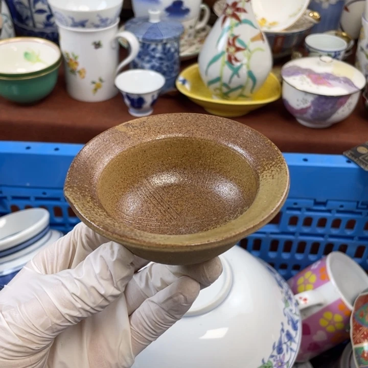 他家瓷器真美…开播的