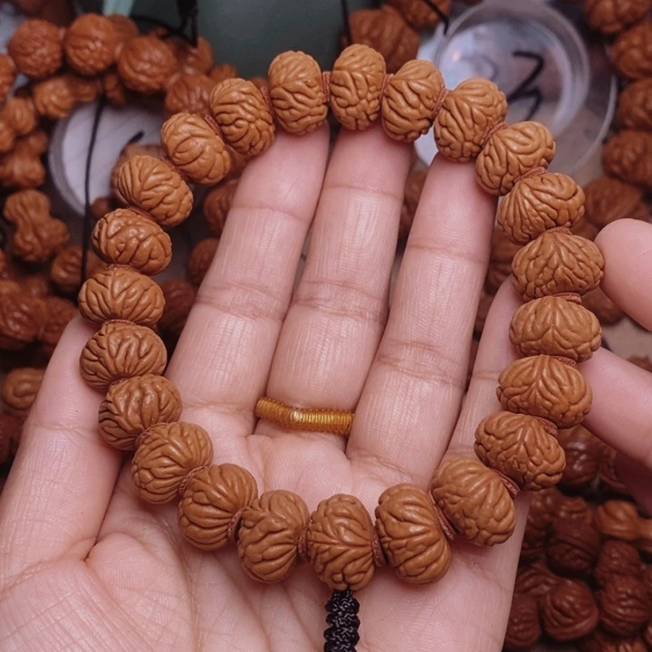 文玩核桃吊坠龙纹桃核