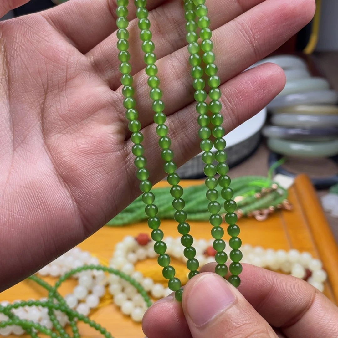 玉***起和田玉未镶嵌项链